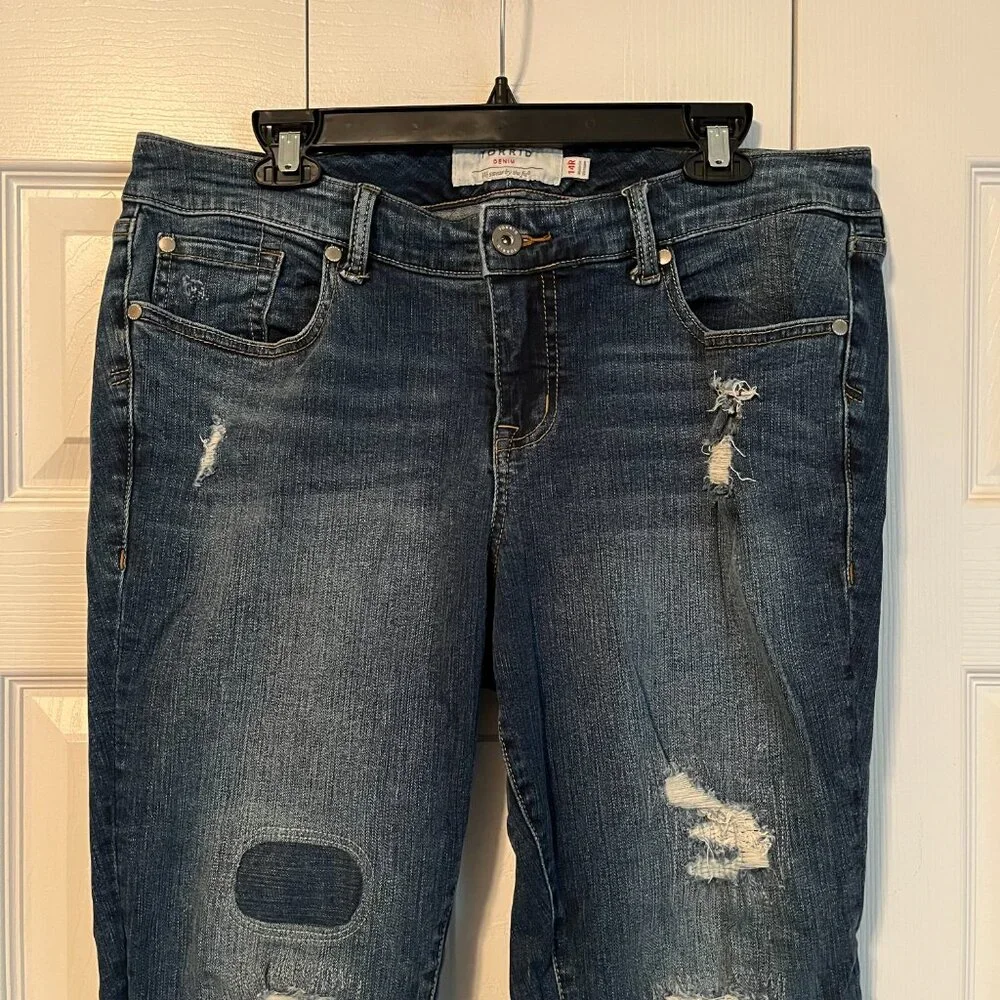 Torrid Jeans - NWOT - Picture 2 of 4